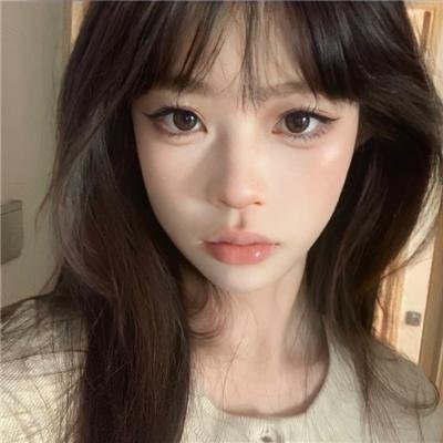鸾凤嬉春